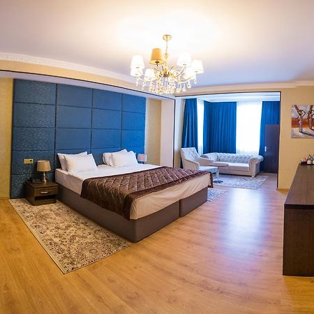 Viva Boutique Hotel Baku Bagian luar foto
